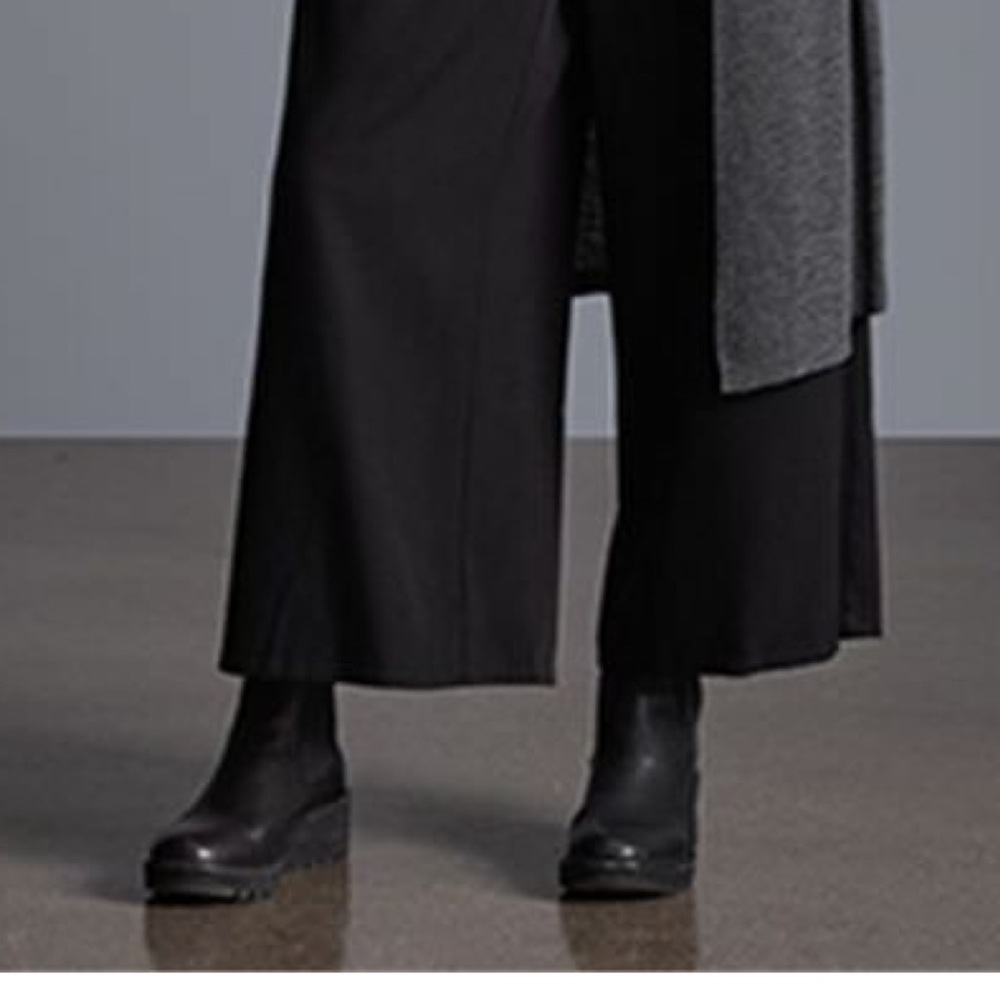 Eileen Fisher mint wedge Chelsea boots size 8